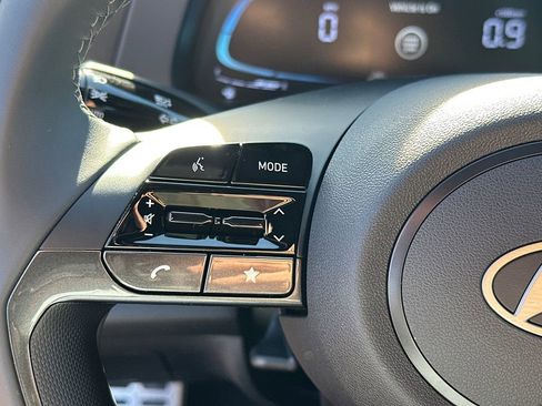 New 2025 Hyundai Elantra Sport image 24