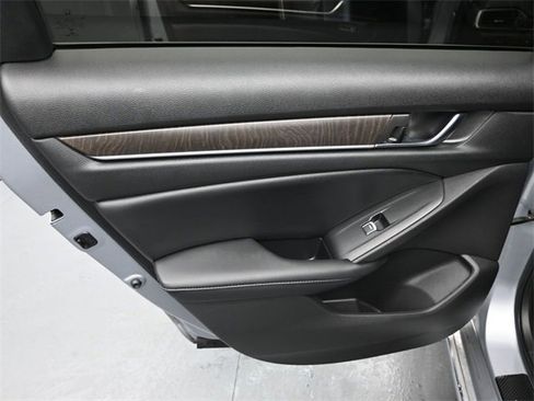 Used 2021 Honda Accord EX-L image 13
