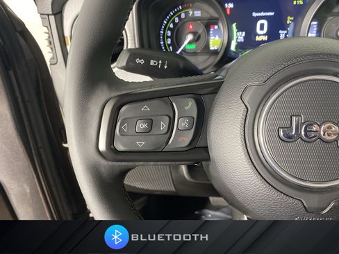 Used 2025 Jeep Wrangler Unlimited Sport S 4xe AWD/4WD image 23