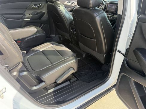 Used 2020 Chevrolet Traverse Premier w/ Redline Edition AWD/4WD image 19