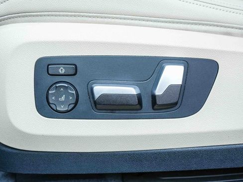 Used 2019 BMW X5 xDrive40i w/ Convenience Package image 21