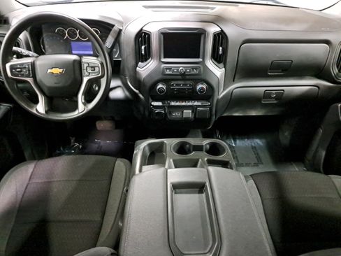 Used 2022 Chevrolet Silverado 1500 Custom w/ Safety Confidence Package AWD/4WD image 9