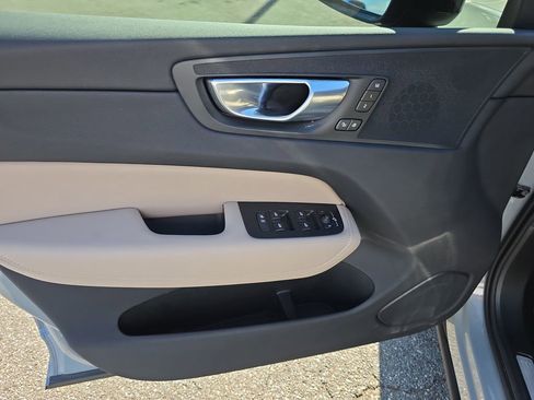 Used 2026 Volvo XC60 B5 Plus w/ Protection Package Premier AWD/4WD image 19