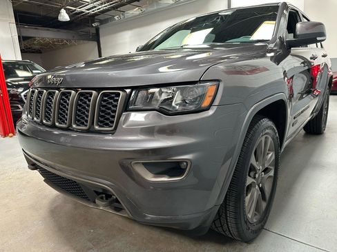 Used 2016 Jeep Grand Cherokee Limited 75th Anniversary AWD/4WD image 6