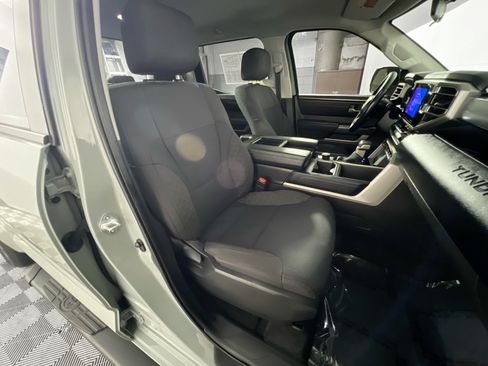 Used 2024 Toyota Tundra SR5 w/ SR5 Convenience Package RWD image 30