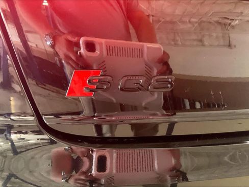 Used 2021 Audi SQ8 Prestige w/ Prestige Package AWD/4WD image 30