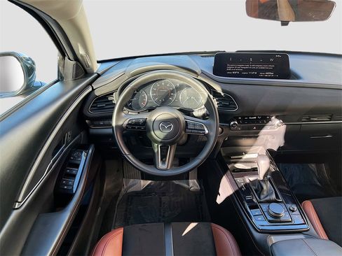Used 2024 MAZDA CX-30 Carbon image 23