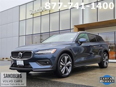 Used 2025 Volvo V60 B5 Cross Country Plus