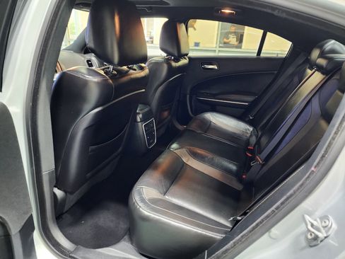 Used 2021 Dodge Charger SXT w/ Leather Interior Group image 19