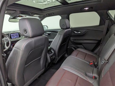 Used 2022 Chevrolet Blazer RS image 36