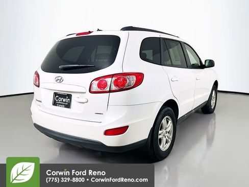 Used 2012 Hyundai Santa Fe GLS image 7