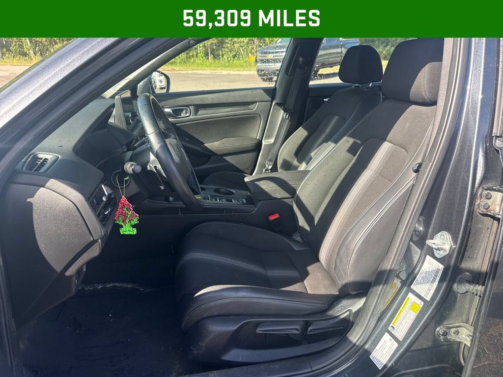 Used 2022 Honda Civic Sport image 4