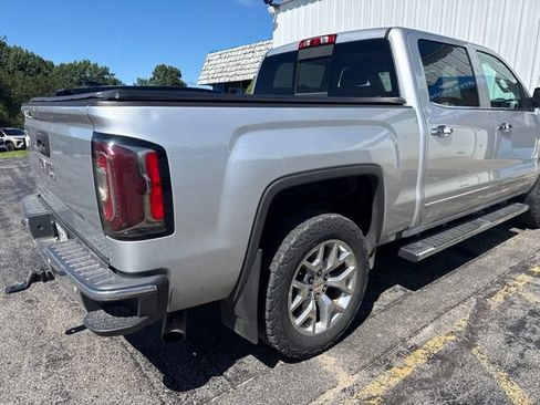 Used 2018 GMC Sierra 1500 SLT w/ SLT Premium Package AWD/4WD image 3