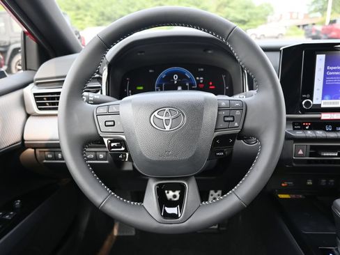 New 2026 Toyota Camry SE w/ Convenience Package AWD/4WD image 18
