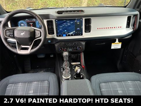 New 2025 Ford Bronco Heritage Edition image 6