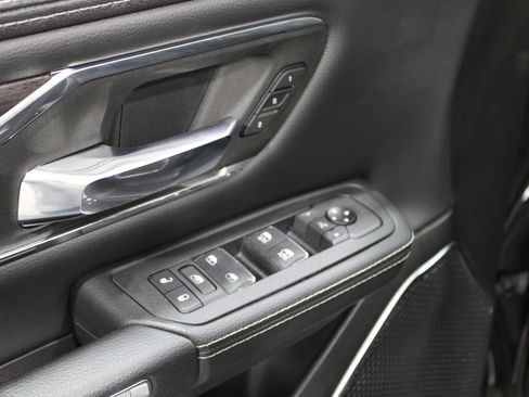 Used 2025 RAM 1500 Laramie image 7