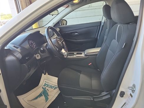 Used 2021 Nissan Sentra SV FWD image 14