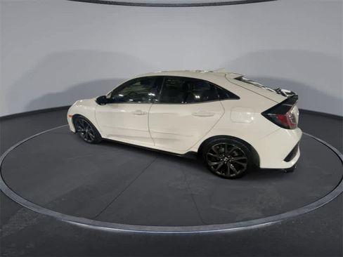 Used 2017 Honda Civic Sport Touring image 6