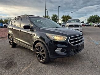 Used 2017 Ford Escape SE w/ Equipment Group 201A AWD/4WD video 3