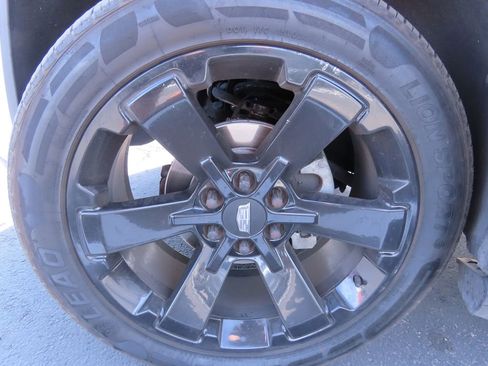 Used 2016 Cadillac Escalade Premium image 15