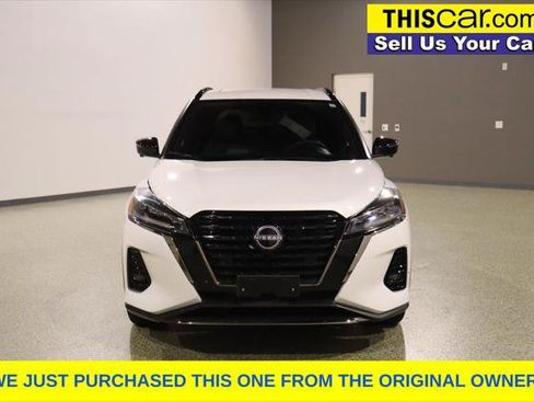 Used 2024 Nissan Kicks SR w/ SR Premium Package FWD image 3
