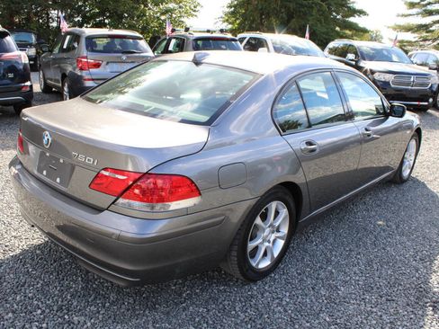 Used 2008 BMW 750i w/ Sport Pkg image 7