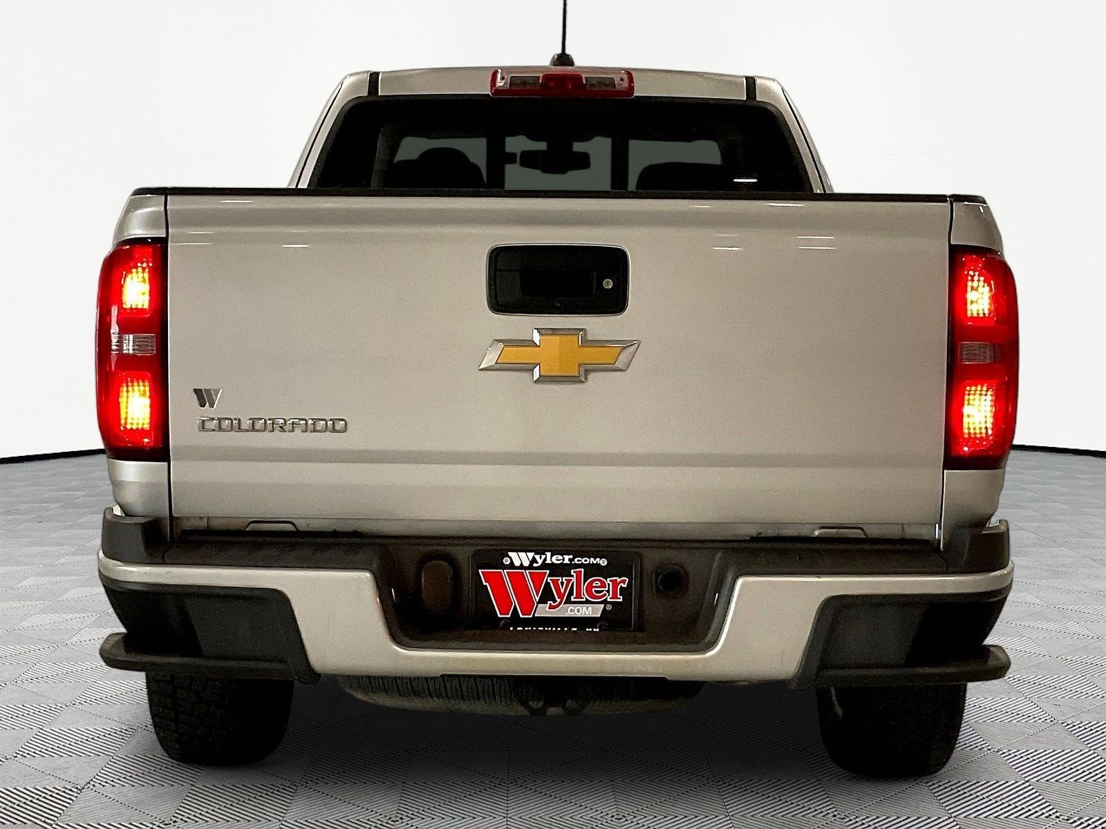 Used 2016 Chevrolet Colorado Z71 AWD/4WD image 5