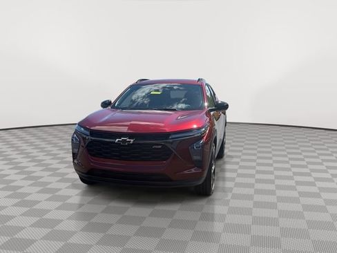 Certified 2024 Chevrolet Trax RS w/ Sunroof Package FWD image 4