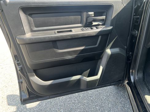 Used 2019 RAM 1500 Express image 15