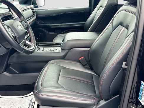 Used 2024 Ford Expedition Limited AWD/4WD image 22