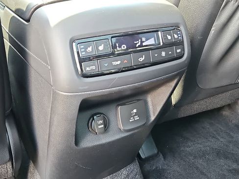Used 2024 Hyundai Palisade Calligraphy AWD/4WD image 28