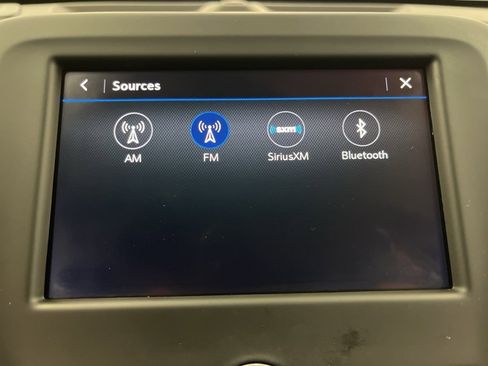 Used 2020 Chevrolet Equinox LT image 19