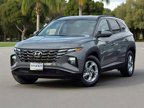 Certified 2024 Hyundai Tucson SEL image 2