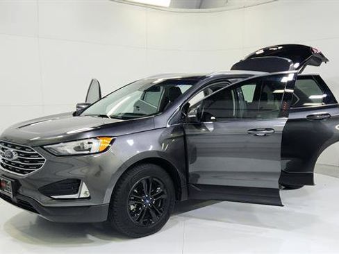 Used 2020 Ford Edge SEL w/ Convenience Package image 30