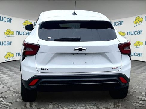 New 2026 Chevrolet Trax RS w/ Driver Confidence Package FWD image 6
