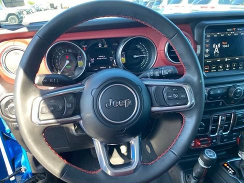 Used 2023 Jeep Wrangler Unlimited Rubicon 4xe AWD/4WD image 12
