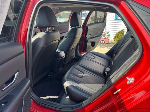 Used 2021 Hyundai Elantra Limited image 20