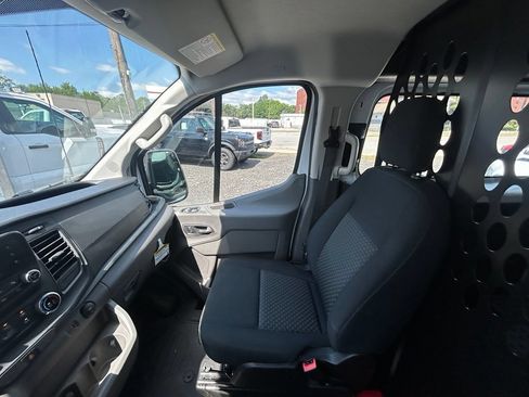Used 2025 Ford Transit 250 Low Roof w/ Exterior Upgrade Package RWD image 25