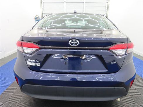 Used 2025 Toyota Corolla LE FWD image 7