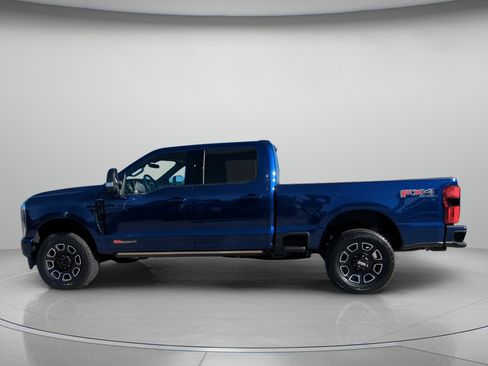 New 2026 Ford F350 Platinum w/ FX4 Off-Road Package image 13
