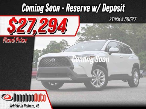 Used 2024 Toyota Corolla Cross LE FWD image 1