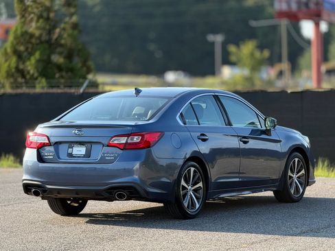 Used 2018 Subaru Legacy 3.6R Limited AWD/4WD image 9