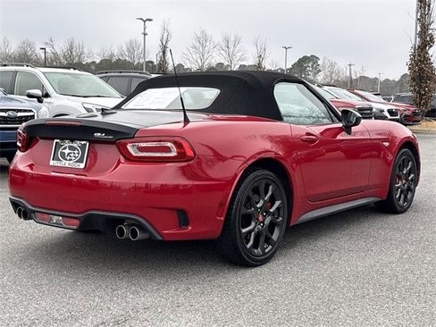 Used 2019 FIAT 124 Spider Abarth w/ Convenience Group image 3