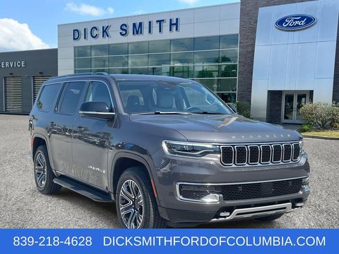 Used 2024 Jeep Wagoneer Series II w/ HD Trailer Tow Package image 1