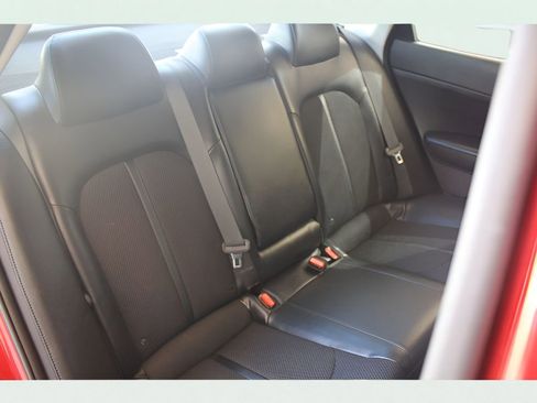 Used 2019 Kia Optima S image 15