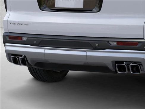 New 2026 Chevrolet Traverse LT image 14