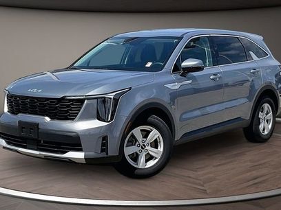 Used 2025 Kia Sorento LX