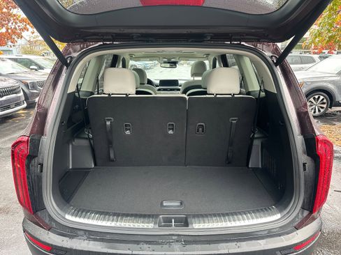Used 2022 Kia Telluride SX w/ Nightfall Edition Package image 10