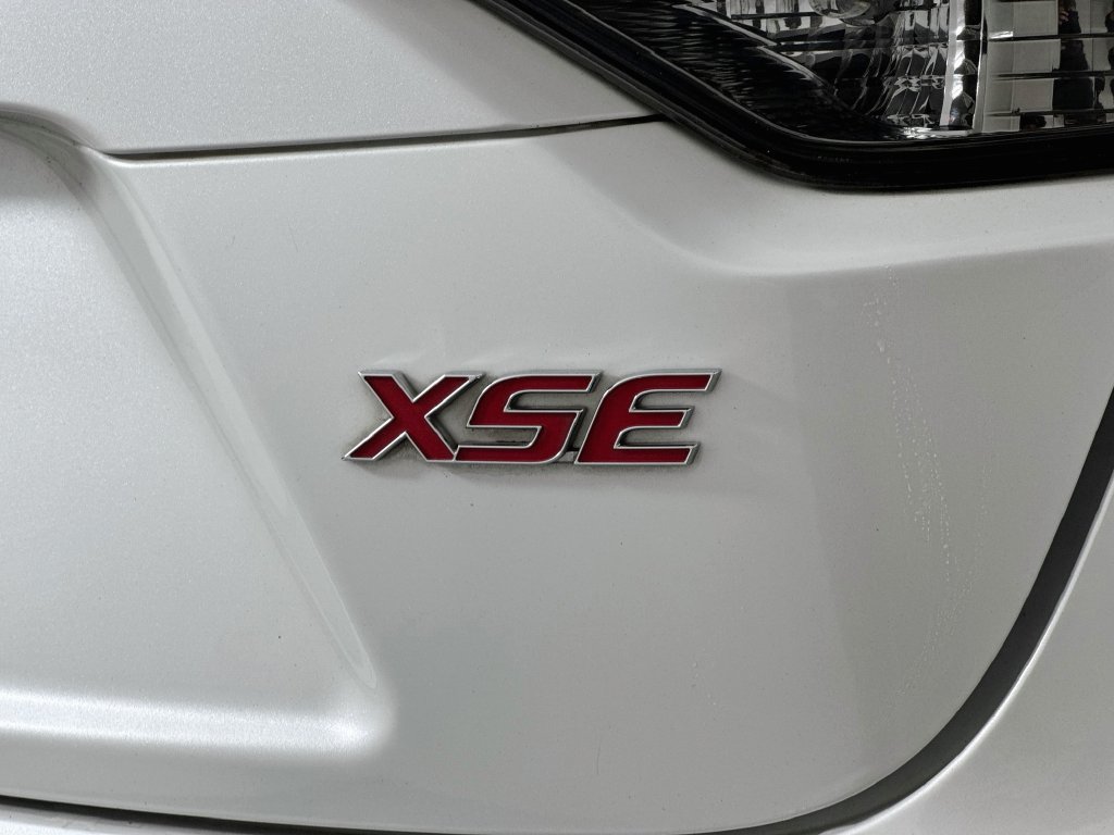 Used 2024 Toyota Corolla XSE FWD image 11
