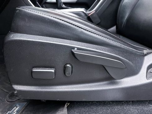 Used 2021 Chevrolet Colorado ZR2 w/ LPO, Premium Interior Package image 20